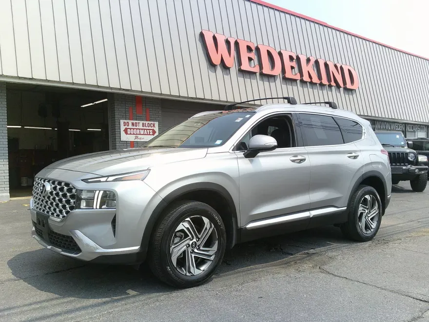 2022 Hyundai Santa Fe SEL Premium photo 1