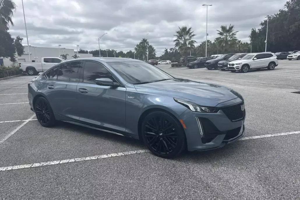 2024 Cadillac CT5 V photo 1