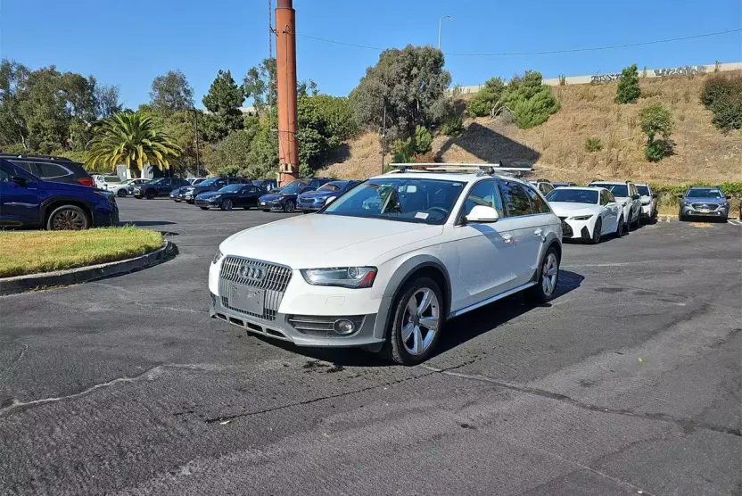 2015 Audi A4 Allroad Quattro Premium photo 1