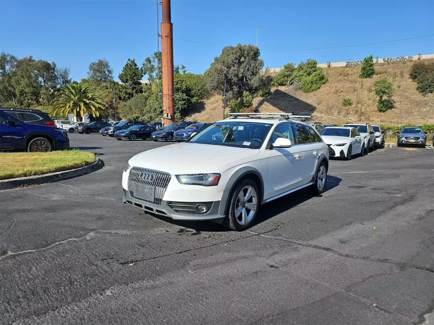 2015 Audi A4 Allroad Quattro Premium photo 1