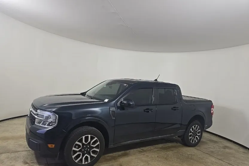 2022 Ford Maverick Lariat photo 1