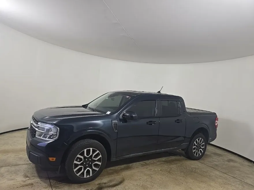 2022 Ford Maverick Lariat photo 1