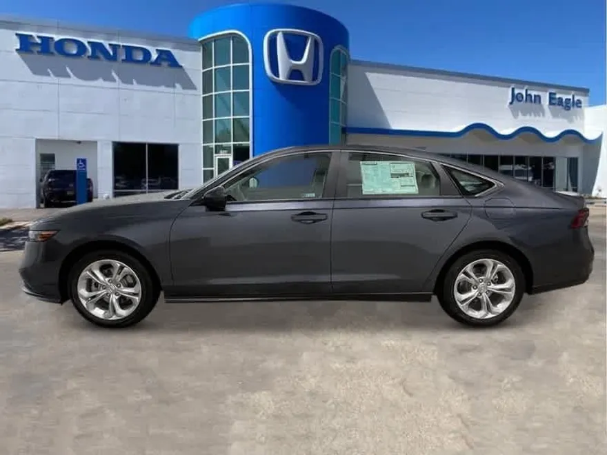 2025 Honda Accord LX photo 1