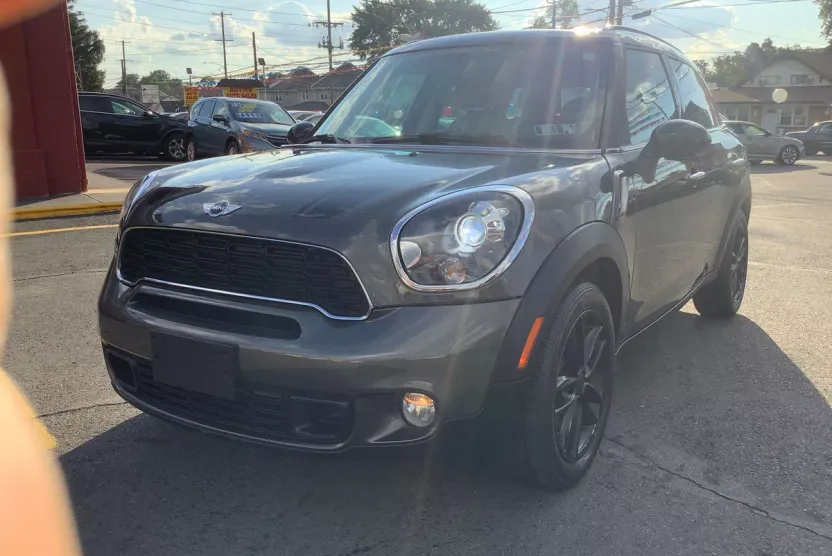 2014 Mini Countryman S photo 1
