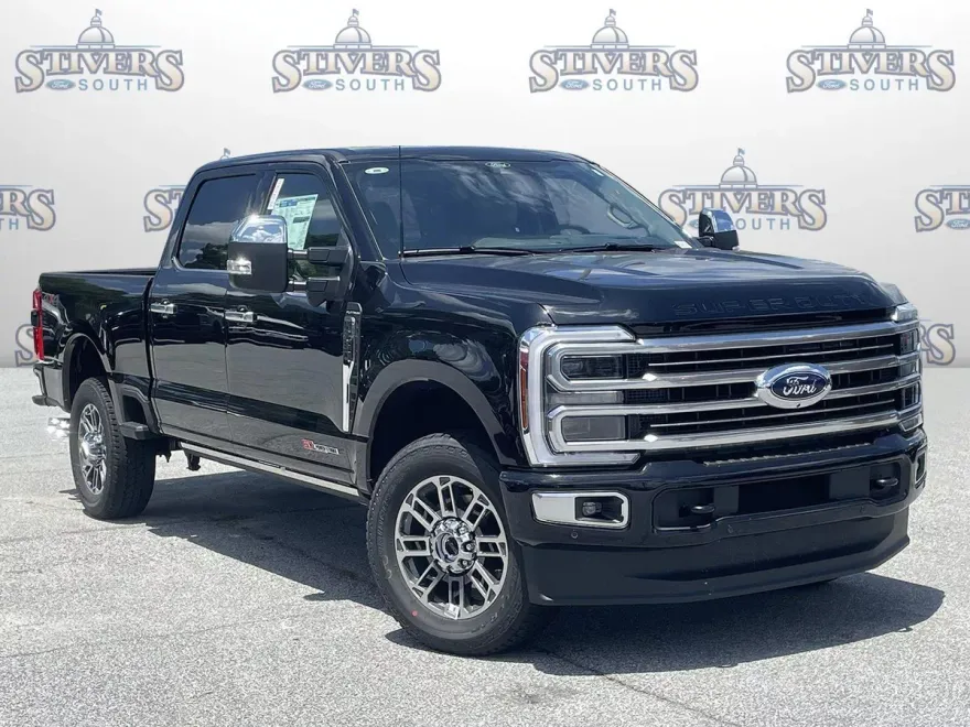 2025 Ford F-350 Platinum photo 1