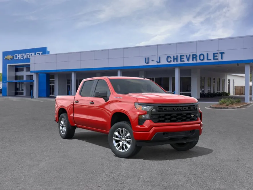 2026 Chevrolet Silverado 1500 Custom photo 1