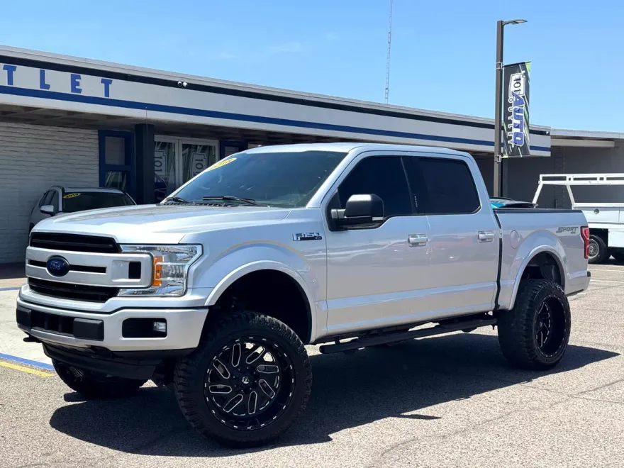 2018 Ford F-150 XLT photo 1