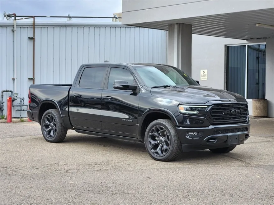 2023 Ram 1500 Limited photo 1