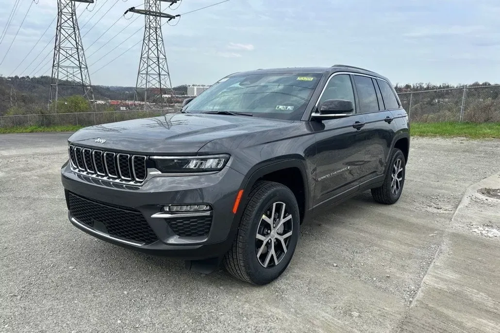 2025 Jeep Grand Cherokee Limited photo 1