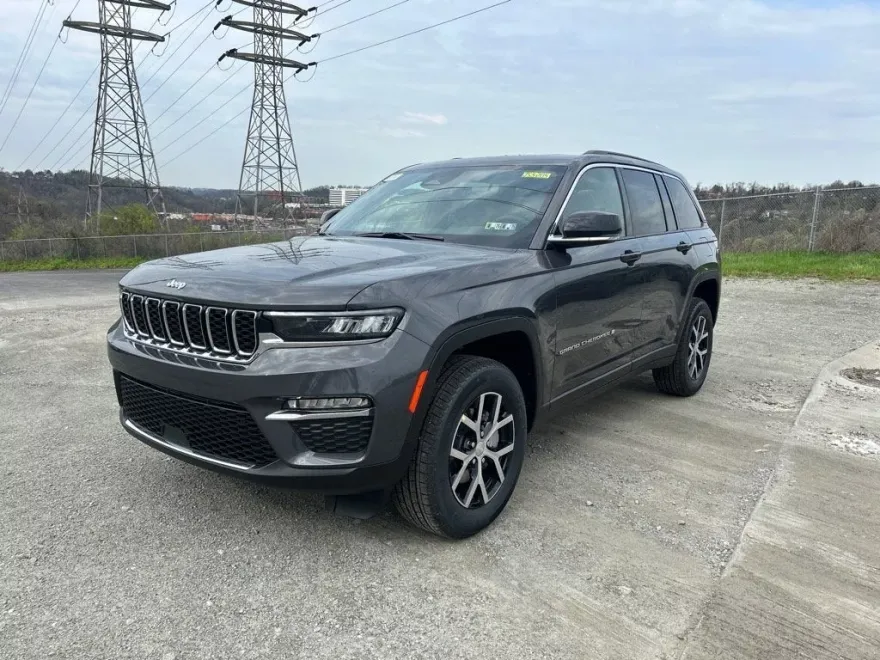 2025 Jeep Grand Cherokee Limited photo 1