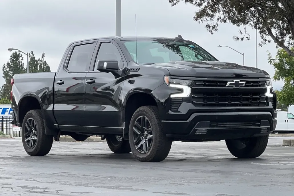 2025 Chevrolet Silverado 1500 LT Trail Boss photo 1