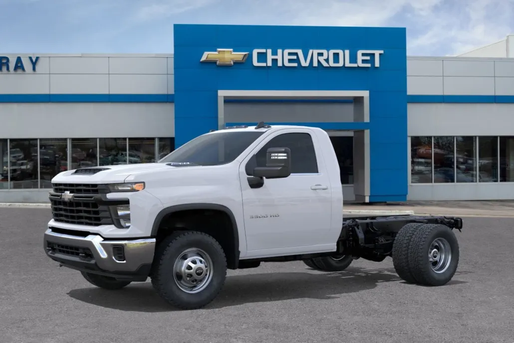 2025 Chevrolet Silverado 3500HD Work Truck photo 1