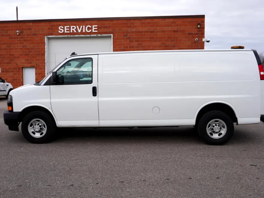 2020 Chevrolet Express 2500 Cargo photo 1