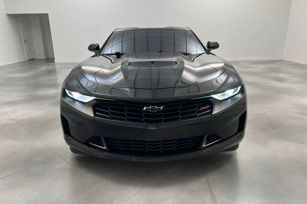 2021 Chevrolet Camaro LT1 Coupe photo 1