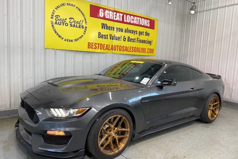 2017 Ford Mustang Shelby photo 1