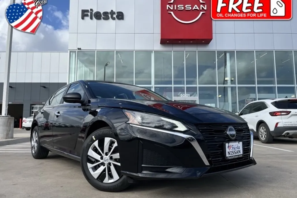 2025 Nissan Altima 2.5 S photo 1
