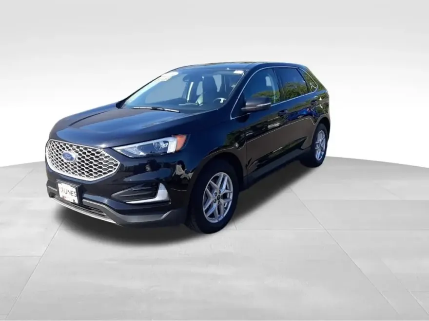 2024 Ford Edge SEL photo 1