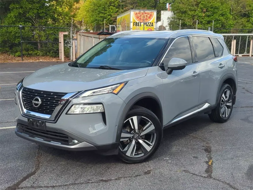 2022 Nissan Rogue SL photo 1
