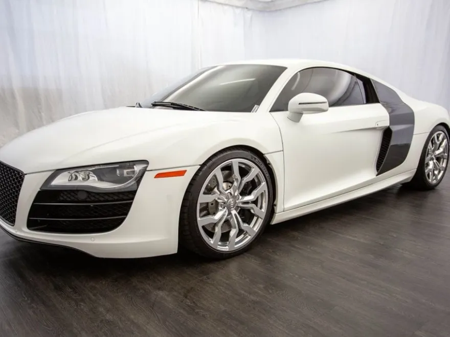 2011 Audi R8 5.2 photo 24