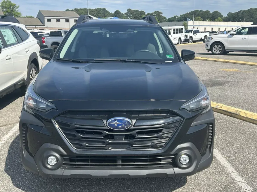 2025 Subaru Outback Onyx Edition photo 1