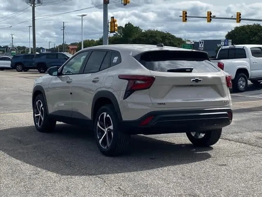 2026 Chevrolet Trax photo 1