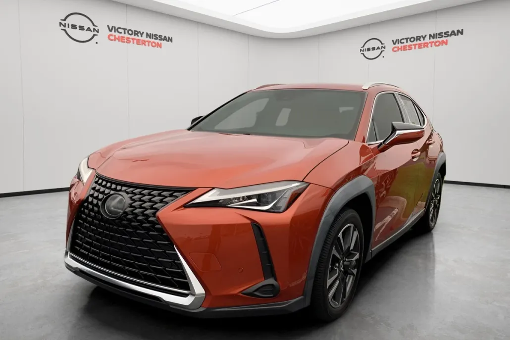 2020 Lexus UX 200 Premium photo 1
