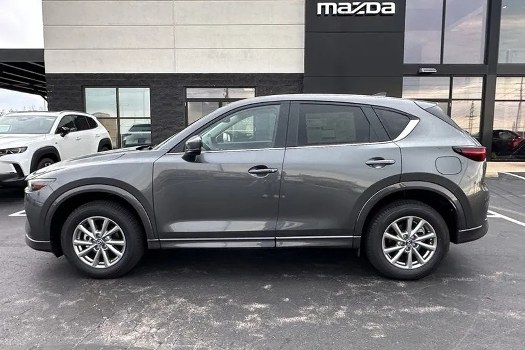 2025 Mazda CX-5 2.5 S Preferred photo 1