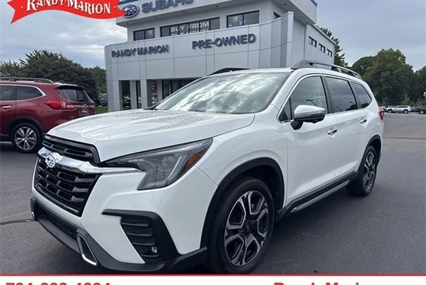 2023 Subaru Ascent Touring photo 1
