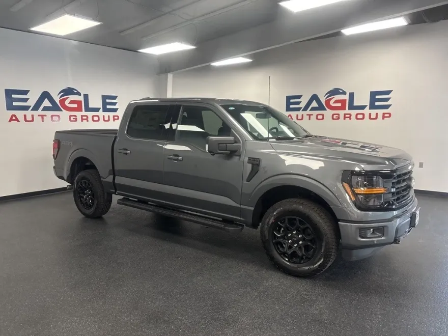 2025 Ford F-150 XLT photo 1