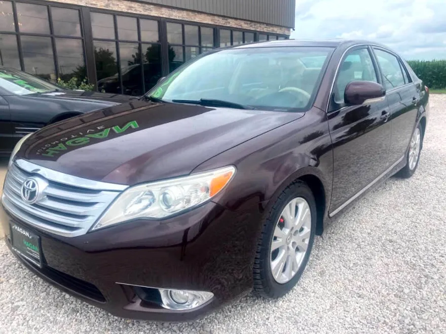 2012 Toyota Avalon Base photo 1
