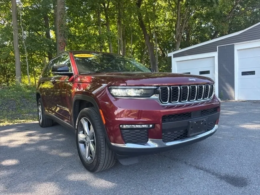 2022 Jeep Cherokee Limited photo 1