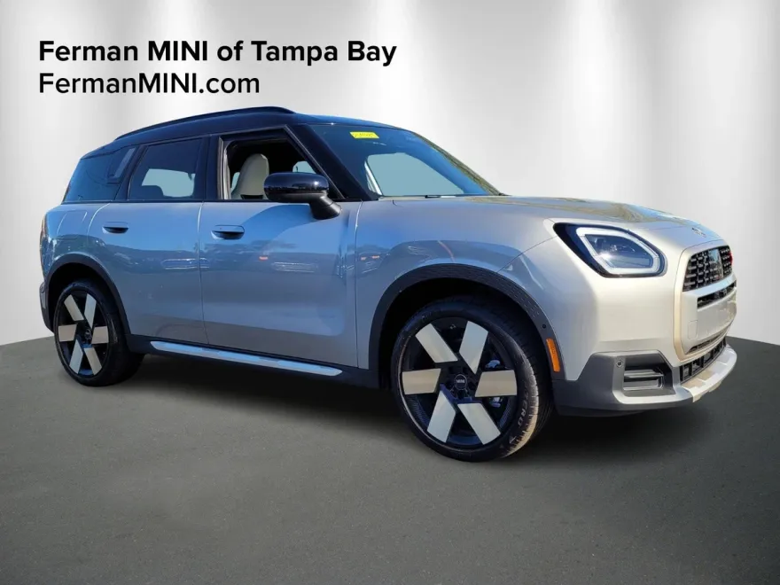2025 Mini Countryman ALL4 S photo 1