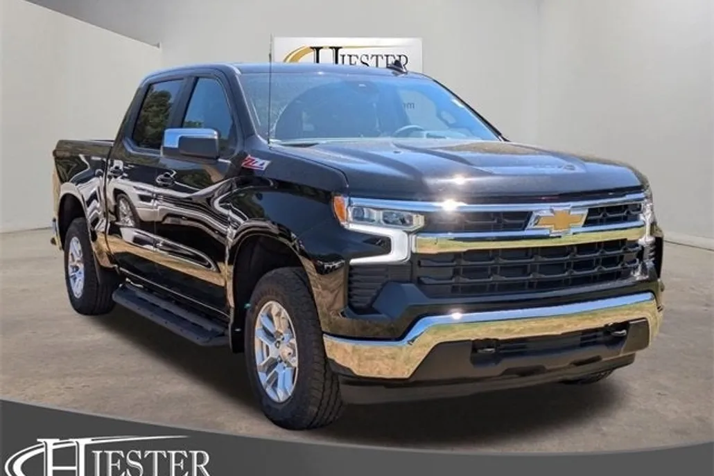 2025 Chevrolet Silverado 1500 LT photo 1