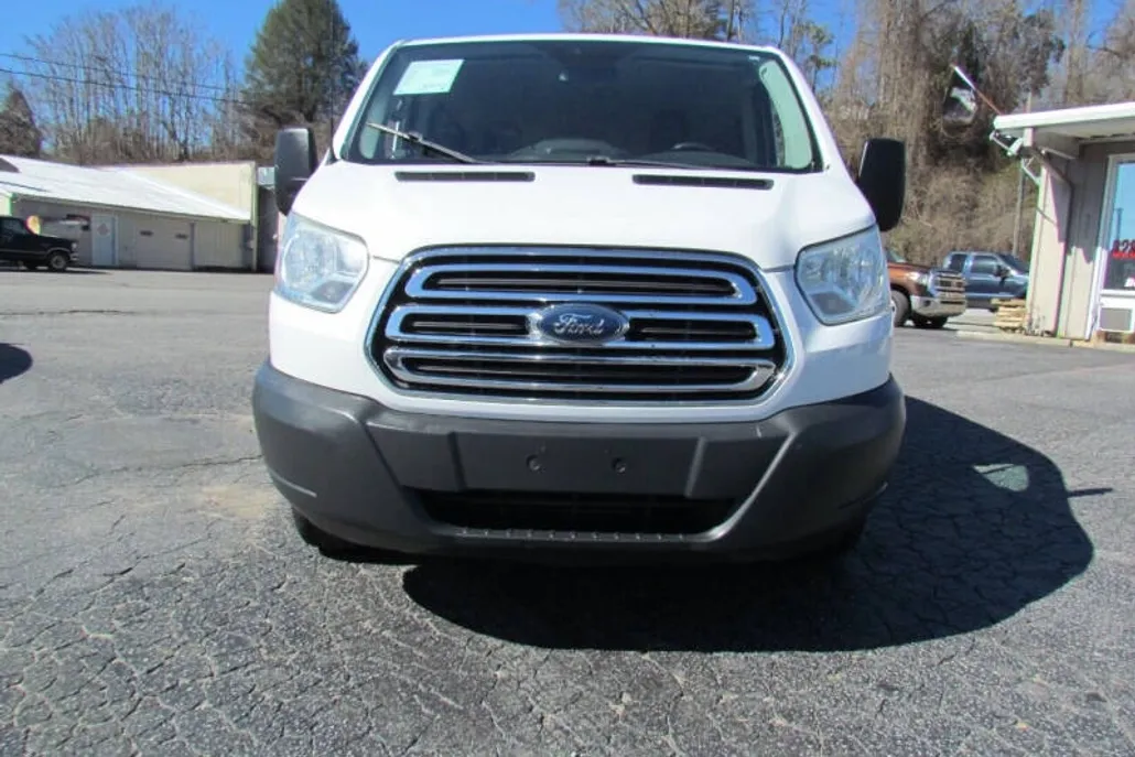 2016 Ford Transit XLT Passenger Van photo 1