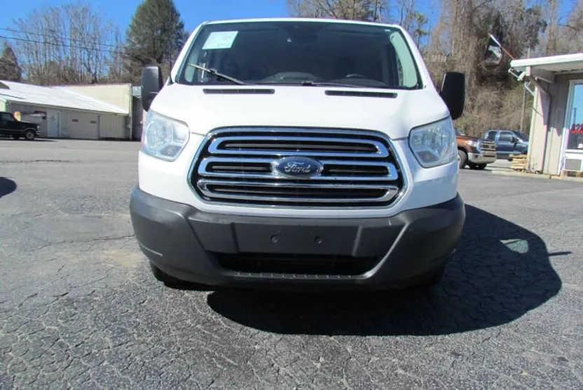 2016 Ford Transit XLT Passenger Van photo 1