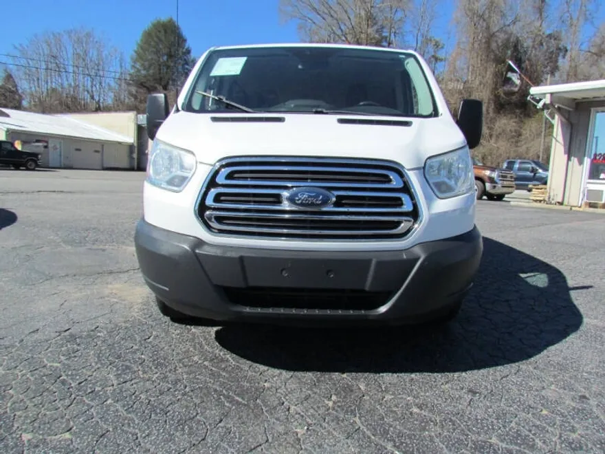 2016 Ford Transit XLT Passenger Van photo 1