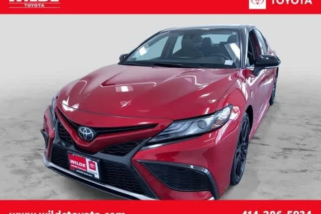 2023 Toyota Camry XSE photo 1