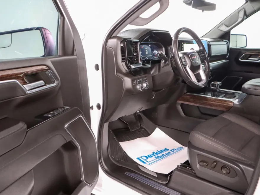 2023 Gmc Sierra Elevation photo 1