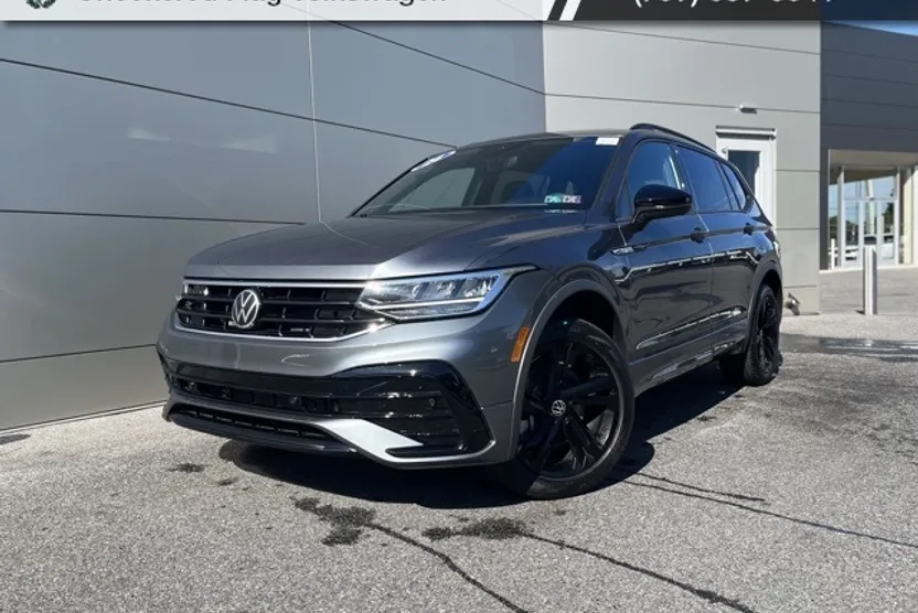 2024 Volkswagen Tiguan SE R-Line Black photo 1