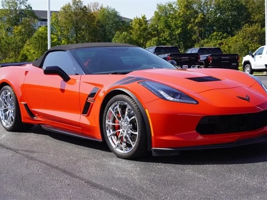 2019 Chevrolet Corvette Grand Sport 2LT photo 1