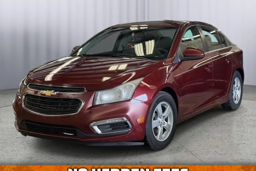 2016 Chevrolet Cruze LT photo 1