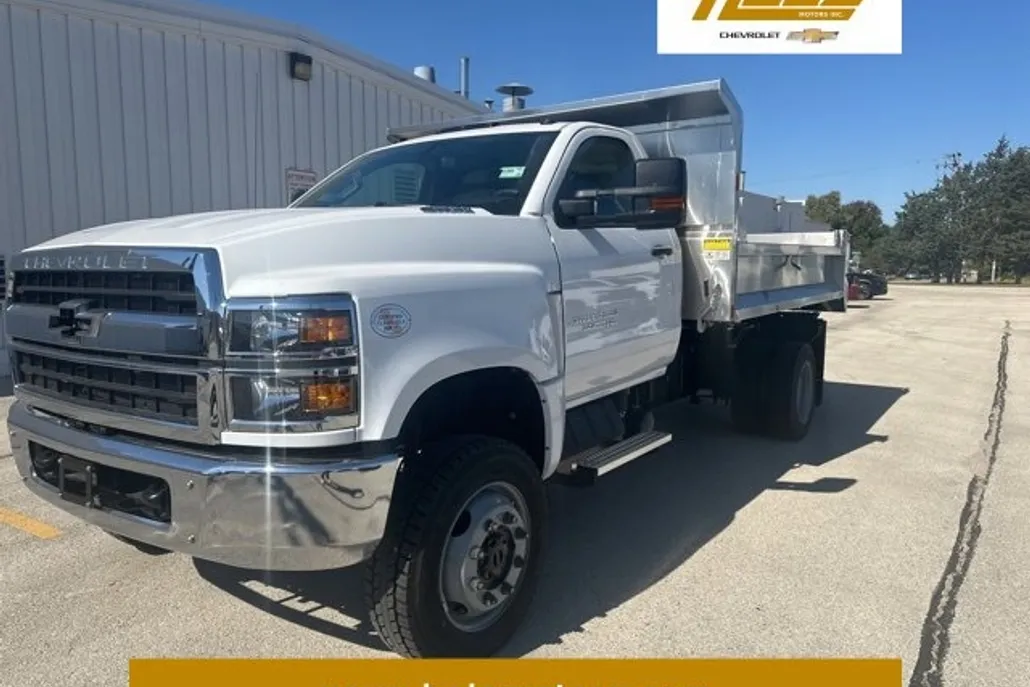2024 Chevrolet Silverado 5500HD Work Truck photo 1