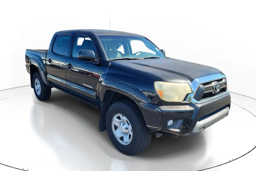 2013 Toyota Tacoma PreRunner V6 photo 1
