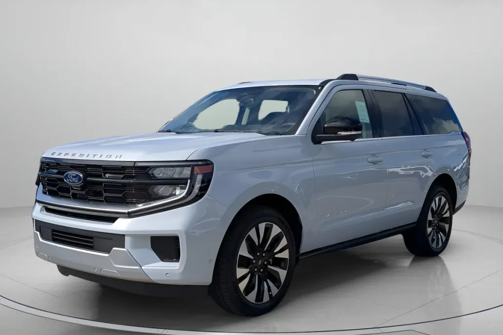 2025 Ford Expedition Platinum photo 1