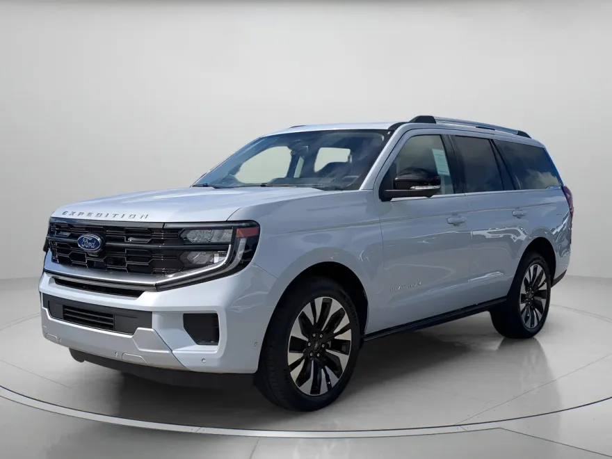 2025 Ford Expedition Platinum photo 1