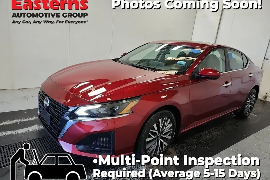 2023 Nissan Altima 2.5 SV photo 1