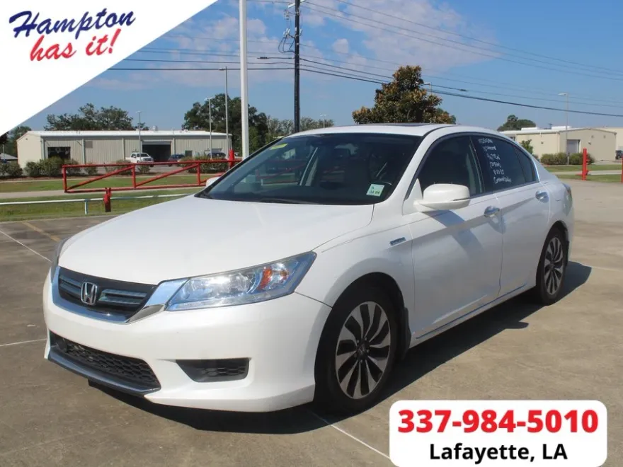 2015 Honda Accord Hybrid Touring photo 1
