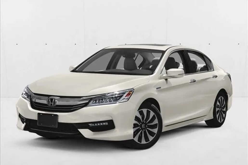 2017 Honda Accord Hybrid Touring photo 1