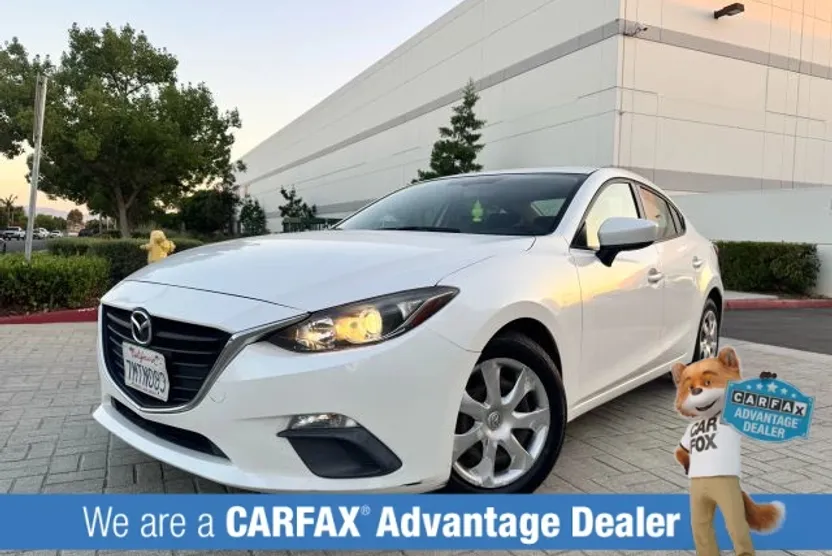 2015 Mazda Mazda3 i Sport Sedan photo 1