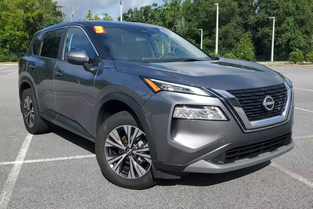 2023 Nissan Rogue SV photo 1